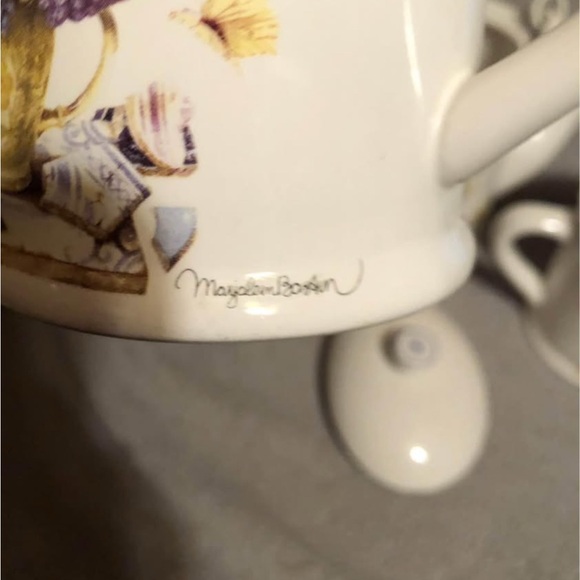 Hallmark Blue and White Floral Tea Set - Picture 6 of 8